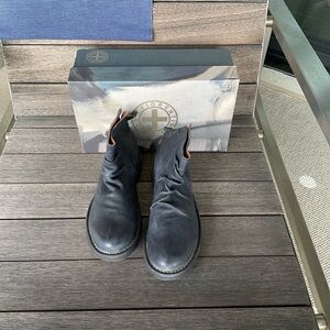 Fiorentini + Baker Elina 21 Dark Gray Leather Boots women’s size 40
